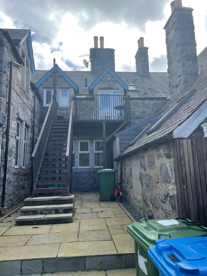 Apartmán Newsagents Flat Lairg Exteriér fotografie